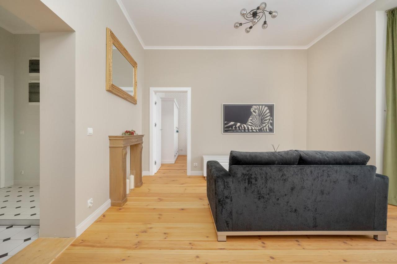 Aesthetic One Bedroom Apartment In Wroclaw By Noclegi Renters Exterior foto